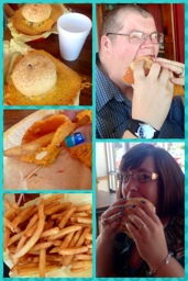 We had lunch at squeeze inn yesterday and LOVED it
