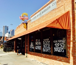 Twisted Root Burger, Dallas, TX