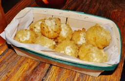The Duce - Mac & Cheese Muffin