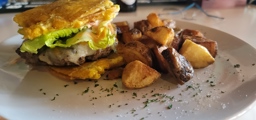 Luna Rosa Puerto Rican Grill