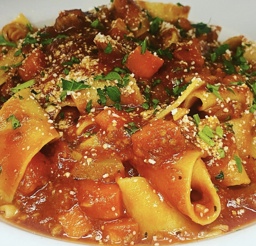 Geracis Restaurant Pappardelle Bolognese
