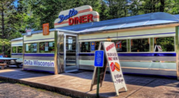 pic of diner on the outside