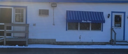 Maine Diner Outside View