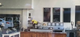 Pop's Market on Grace Inside View