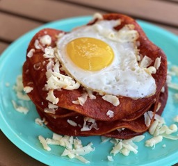 Sometimes they serve these amazing Enchiladas Montadas