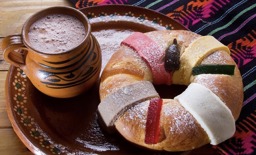 champurrado and rosca three kings
