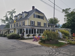 Moat Mountain Smokehouse and Brewing Co