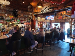 Manci's Antique Club