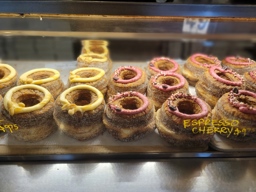 Art-Is-In Bakery