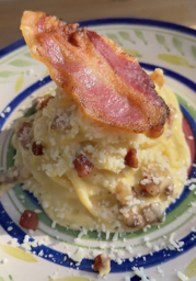 yummy tortello carbonara