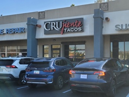 CRUjiente Tacos