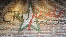 CRUjiente Tacos