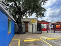 Entrance of Ro-Ho Pork and Bread Tortas Ahogadas