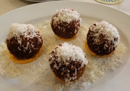 Bettina Cacio e Pepe Arancini