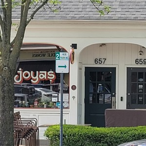 Joyas Outside View