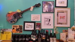 SuperNatural Food & Wine Inside View